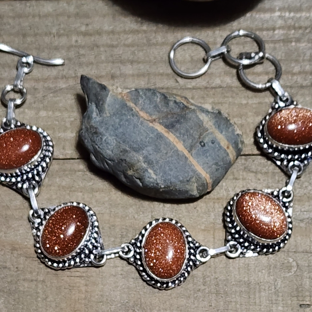 Stunning Goldstone Sterling Silver Bracelet - Picture 2 of 5